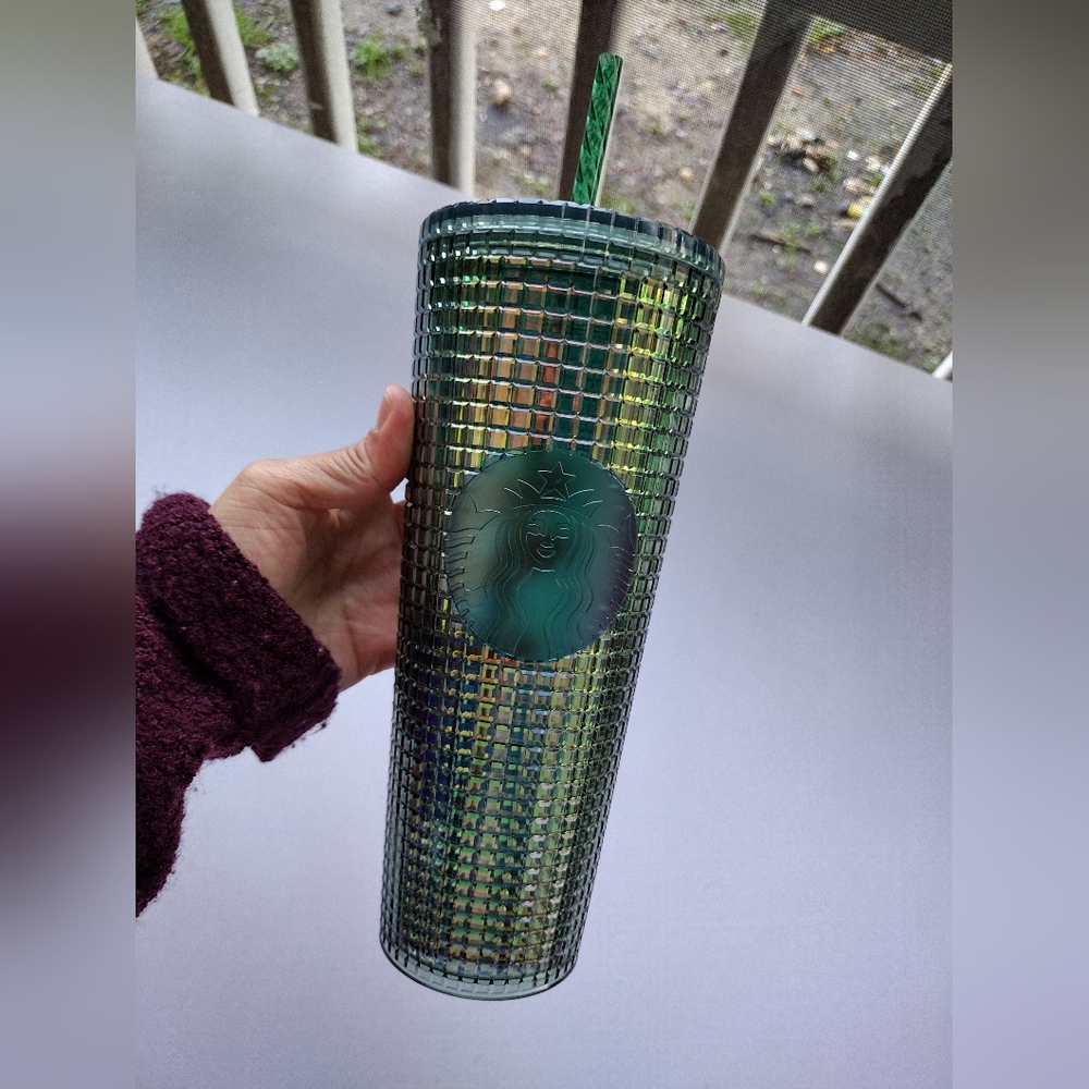 Starbucks Holiday 2021 Tumbler Venti Green Glitter Grid, Limited Edition | 24 Oz